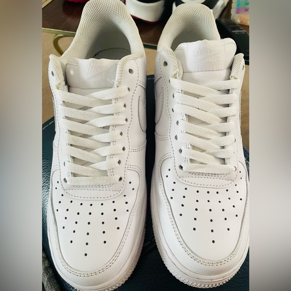 Nike Air Force 1 Low White Sneakers - Picture 4 of 10